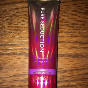 Victoria's Secret Pure Seduction Luminous Tinted
